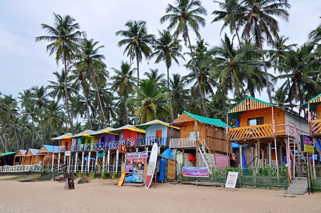 बागा बीच गोवा में हॉलिडे मनाये – Have Fun At Baga Beach In Hindi