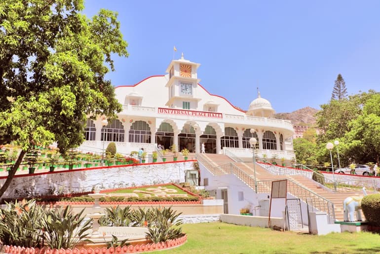 Mount Abu Ki Famous Tourist Place Universal Peace Hall In Hindi