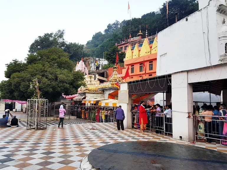 ज्वाला देवी मंदिर कांगड़ा – Jwala Devi Mandir Ki Yatra Ki Jankari In Hindi