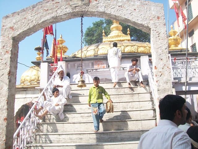 कैसे पहुंचे ज्वाला देवी मंदिर- How Can I Reach Maa Jwala Devi Temple In Hindi