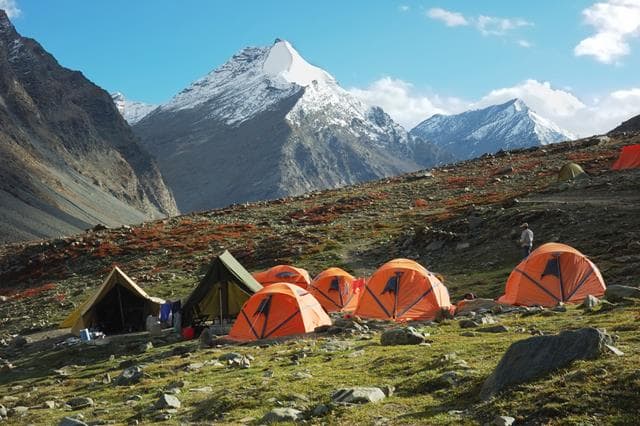 लेह लद्दाख में कहां रुकें - Where To Stay In Leh Ladakh In Hindi