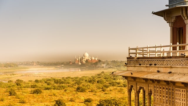 आगरा में पर्यटन स्थल - Tourism In Agra In Hindi