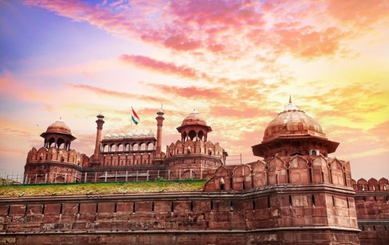 लाल किला दिल्ली के बारे में पूरी जानकारी - Red Fort Delhi Information In Hindi