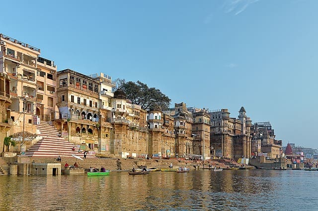 भारत का सबसे सस्ता धार्मिक स्थल वाराणसी - Varanasi India Ka Sabse Sasta Dhamik Sthal In Hindi