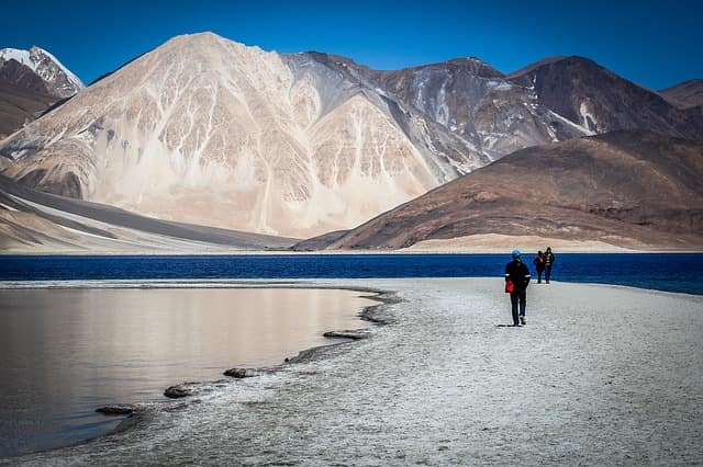 भारत में घूमने की जगह लेह लद्दाख पर्यटन - Leh Ladakh Tourist Places In India In Hindi