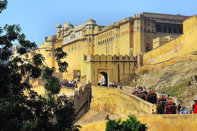 भारत में घूमने की जगह अंबर पैलेस - Amber Palace Tourist Places In India In Hindi