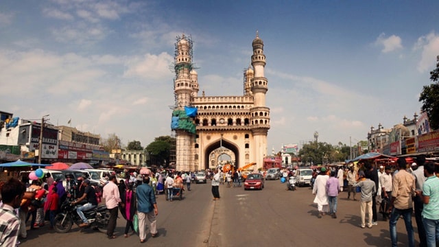 हैदराबाद के दर्शनीय स्थल चारमीनार – Charminar Hyderabad Me Ghumne Ki Jagah In Hindi