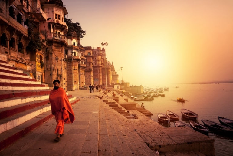 बनारस घूमने की जानकारी और 12 दर्शनीय स्थल - Places To Visit In Varanasi In Hindi