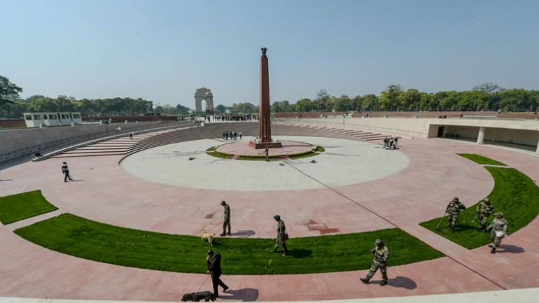 भारत के वीर शहीदों को समर्पित नेशनल वॉर मेमोरियल - National War Memorial Information In Hindi