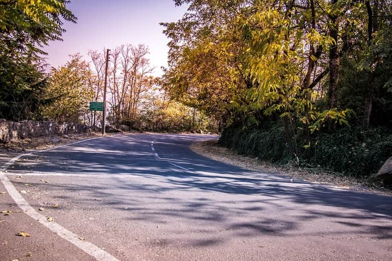 सड़क मार्ग से कौसानी कैसे पहुंचे- How To Reach Kausani By Road In Hindi