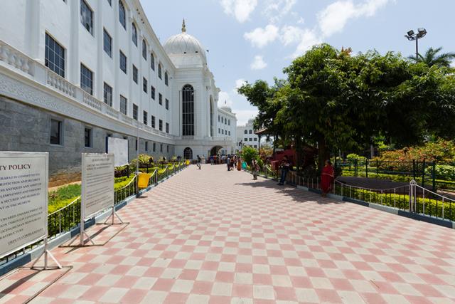 हैदराबाद में देखने की जगह सालारजंग म्यूजियम – Salar Jung Museum Hyderabad In Hindi