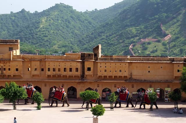 आमेर किले का इतिहास - Amber Fort History In Hindi