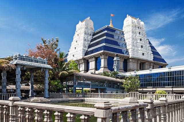 इस्कॉन मंदिर - Iskcon Temple Bangalore In Hindi