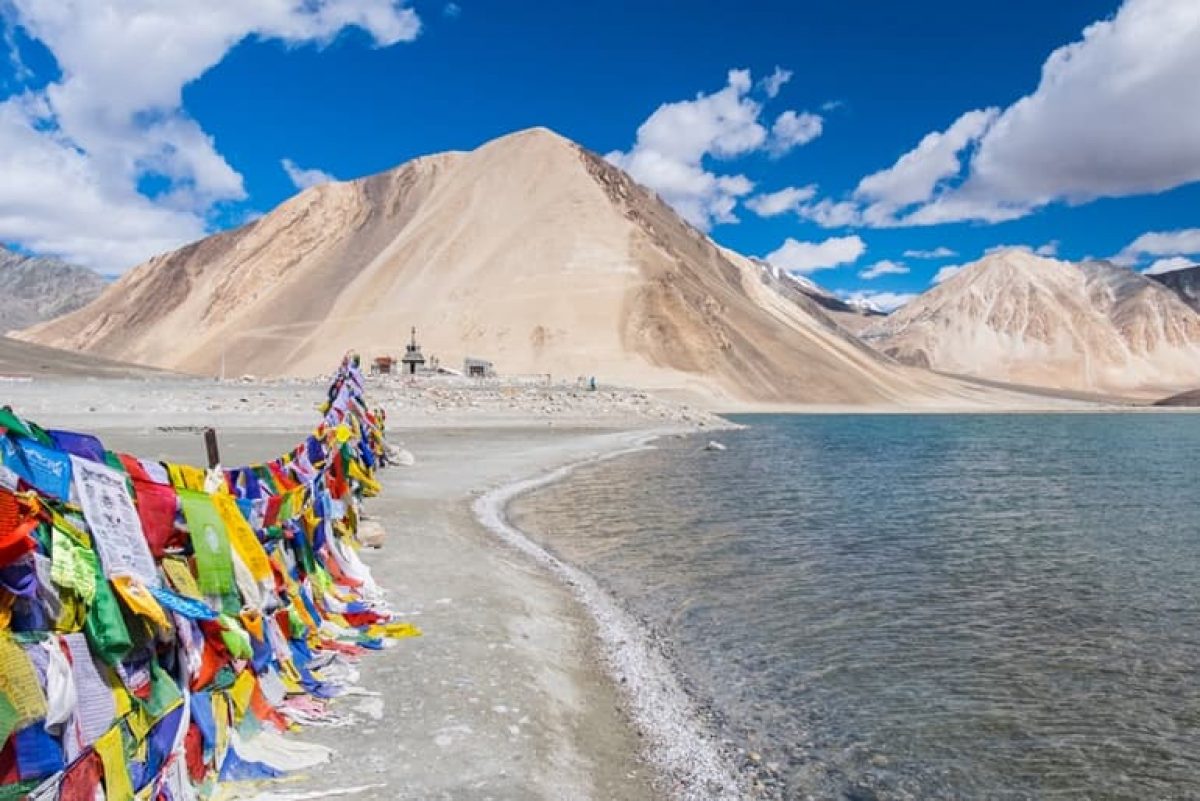 लेह लद्दाख में घूमने लायक टॉप 15 पर्यटन स्थल की जानकारी – Top 15 Places In  Leh Ladakh In Hindi - Holidayrider.Com