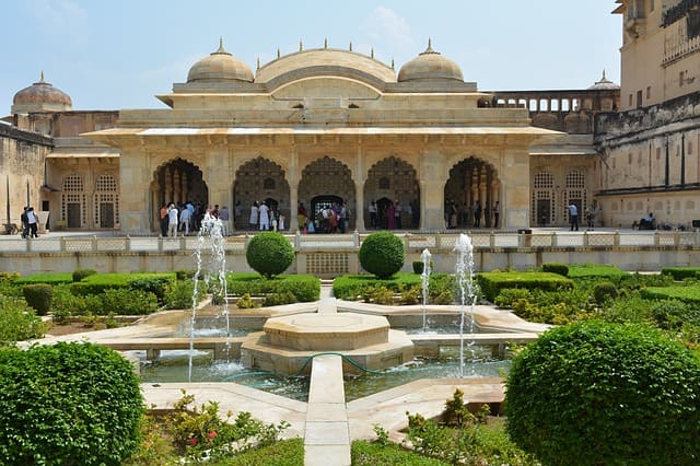 आमेर किले की वास्तुकला - Amber Fort Architecture In Hindi