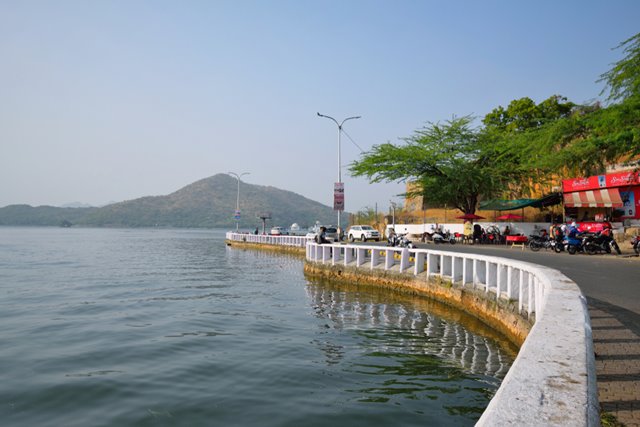 फतेहसागर झील का निर्माण किसने करवाया था- Fatah Sagar Jheel Ka Nirmaan Kisne Karwaya Tha In Hindi