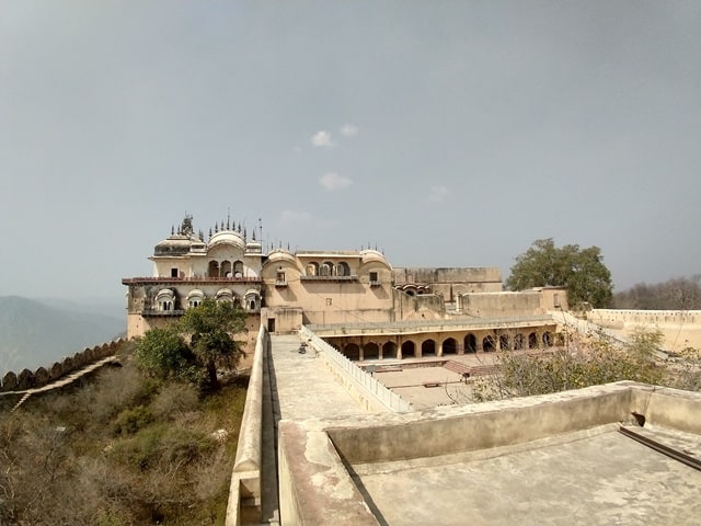 अलवर के दर्शनीय स्थल बाला किला- Alawar Ke Darshiya Sthal Bala Quila Fort In Hindi