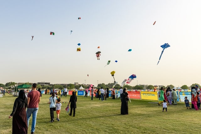 जयपुर का प्रमुख आकर्षण पतंग महोत्सव - Jaipur Attractions Kite Festival In Hindi