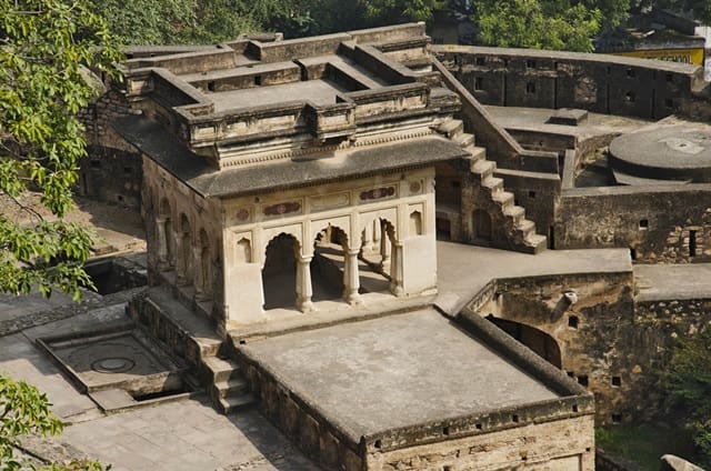 दतिया के पास घूमने जाए झांसी का किला – Datia Ke Pass Ghumne Jaye Jhansi Fort In Hindi