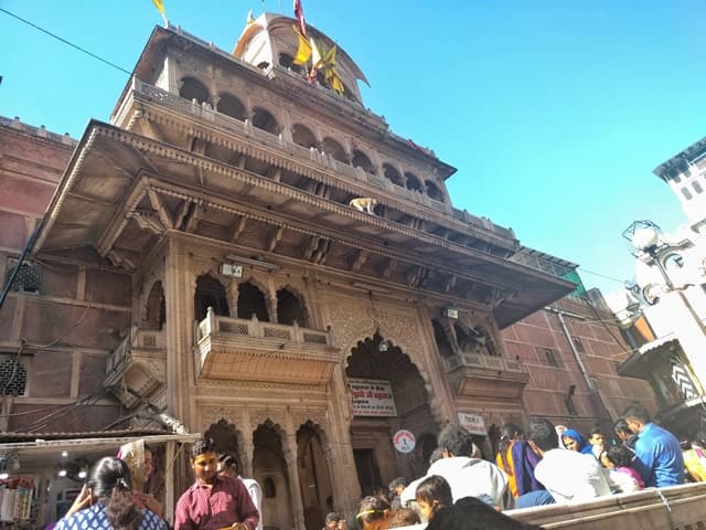 बांके बिहारी मंदिर की पौराणिक कथा- Banke Bihari Ji Ki Katha In Hindi