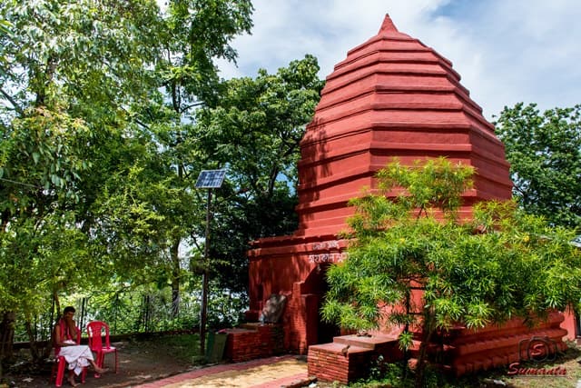 गुवाहाटी का दर्शनीय स्थल उमानंद मंदिर - Guwahati Ke Darshaniya Sthal Umananda Temple In Hindi