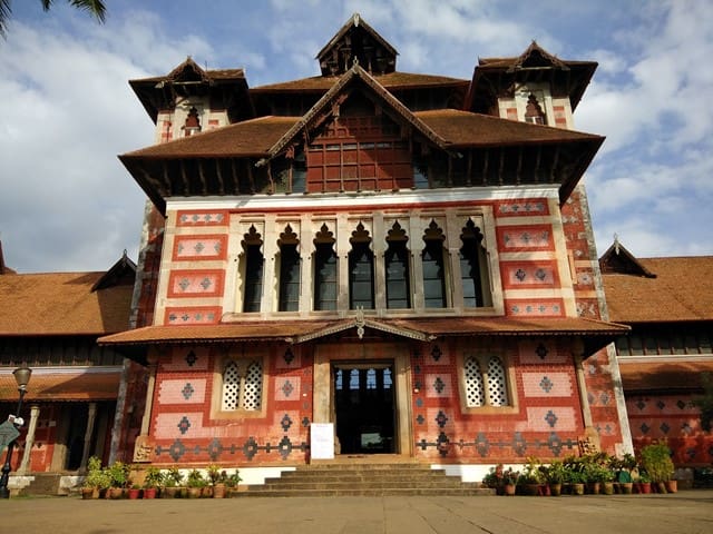 त्रिवेंद्रम का ऐतिहासिक संग्रहालय नेपियर संग्रहालय - Thiruvananthapuram Ka Aitihasik Sangrahalaya Napier Museum In Hindi