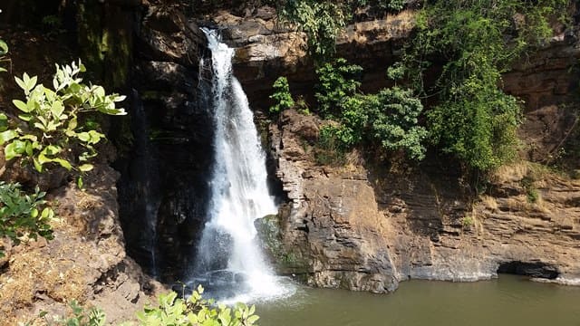 अरावेलम वॉटरफॉल घूमने जाने का सबसे अच्छा समय – Best Time To Visit Arvalem(Harvalem) Waterfall In Hindi