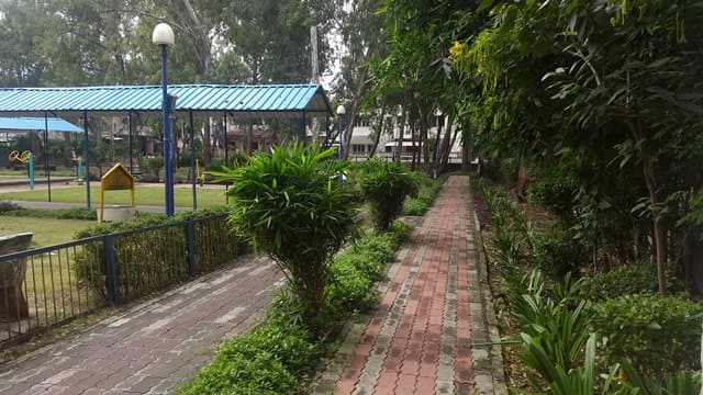 सूरत का मशहूर पार्क प्रिया दर्शन इंदिरा गांधी उद्यान - Surat Ka Mashoor Park Priyadarshani Indira Gandhi Park In Hindi