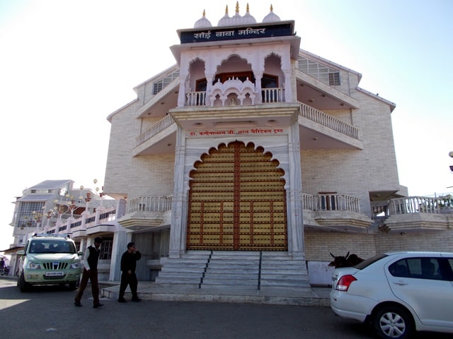 अजमेर का दर्शनीय स्थल साईं बाबा मंदिर - Sai Baba Temple Ajmer In Hindi
