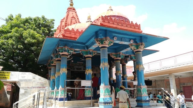 पुष्कर धार्मिक स्थल आत्मेश्वर मंदिर - Pushkar Dharmik Sthal Atmeshwar Mandir In Hindi
