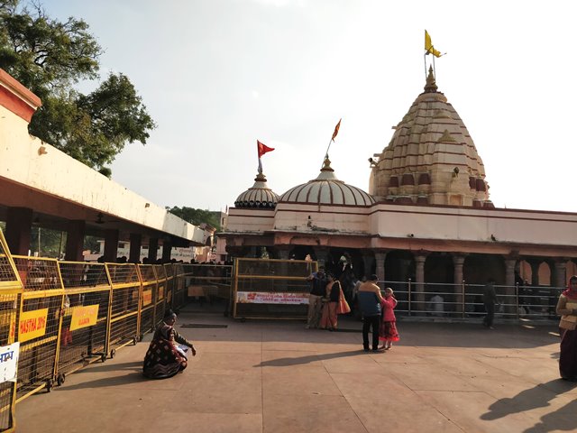 उज्जैन का मशहूर मंदिर चिंतामन गणेश मंदिर - Ujjain Ka Mashur Temple Chintaman Ganesh Temple In Hindi