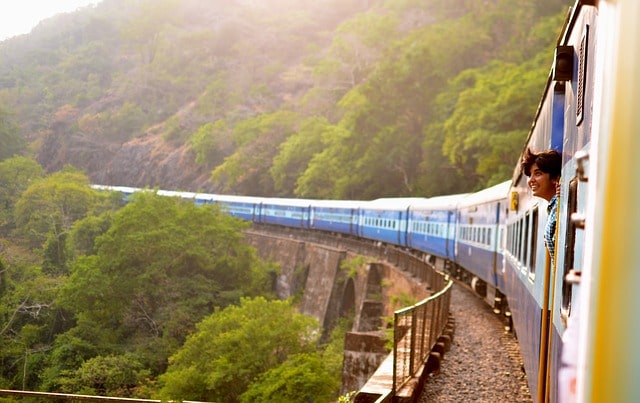 ट्रेन द्वारा कोयम्बटूर कैसे पहुंचें - How To Reach Coimbatore By Train In Hindi