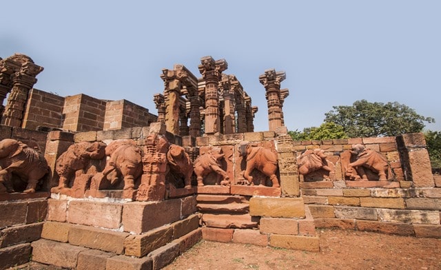 ओंकारेश्वर दर्शनीय स्थल सिद्धनाथ मंदिर - Omkareshwar Darshaniya Sthal Siddhanath Temple In Hindi