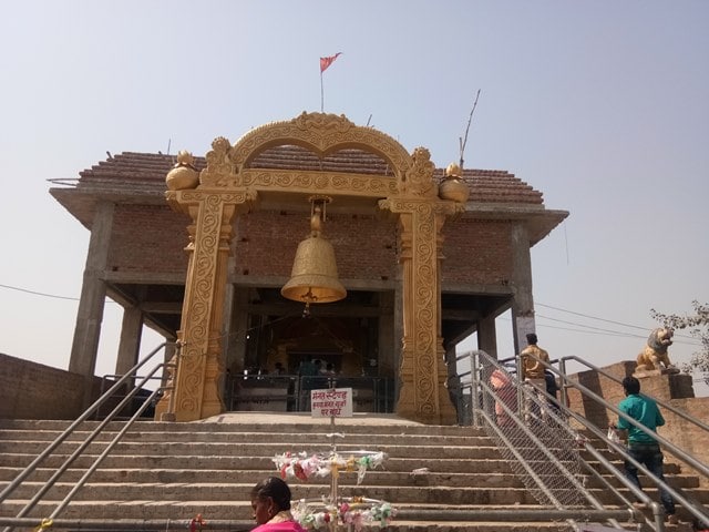 दतिया दर्शनीय स्थल रतनगढ़ माता मंदिर – Datia Darshaniya Sthal Ratangarh Mata Temple In Hindi