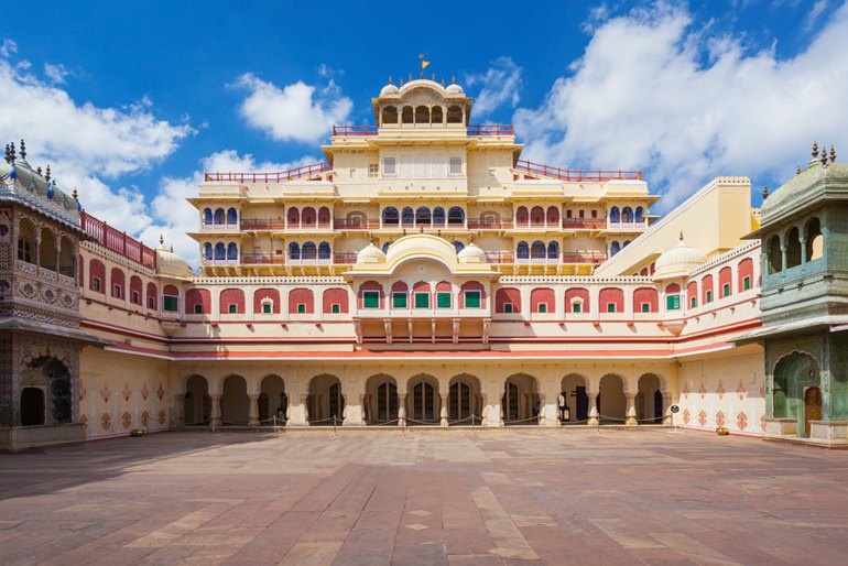 सिटी पैलेस जयपुर के बारे में जानकारी - Information About City Palace Jaipur In Hindi
