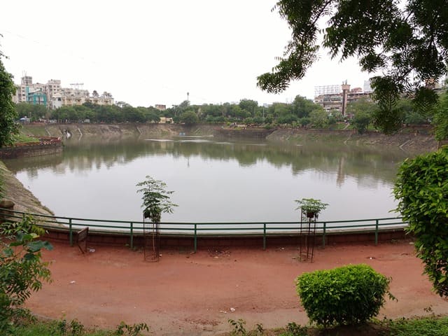 अहमदाबाद की टूरिस्ट प्लेस वस्त्रपुर झील - Ahmedabad Ki Tourist Place Vastrapur Lake In Hindi