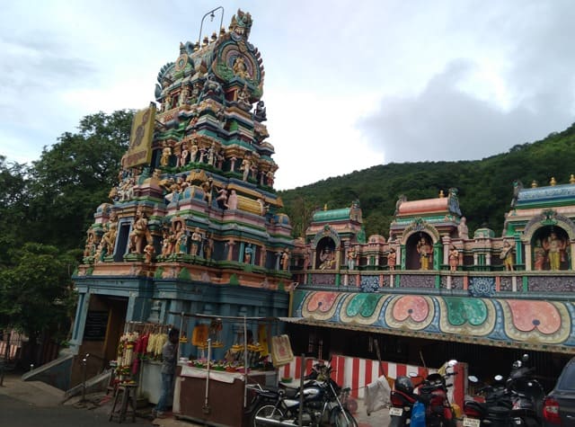 मदुरई का आकर्षण स्थल पजामुधीर सोलई - Madurai Ka Aakarshan Sthal Pazhamudircholai In Hindi