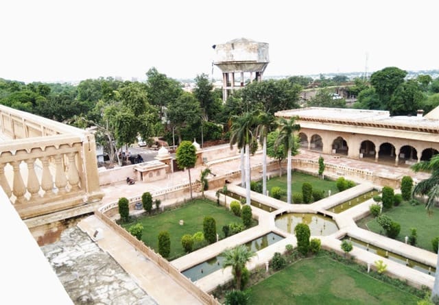 फतेहपुर सीकरी में घूमने वाली जगह शासकीय संग्रहालय भरतपुर - Government Museum Bharatpur In Hindi