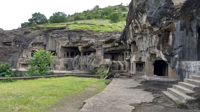 एल्लोरा केव्स औरंगाबाद में देखने के लिए दशावतार गुफा (15) - Ellora Caves Aurangabad Me Dekhne Ke Lie Dasavatara Cave (15) In Hindi