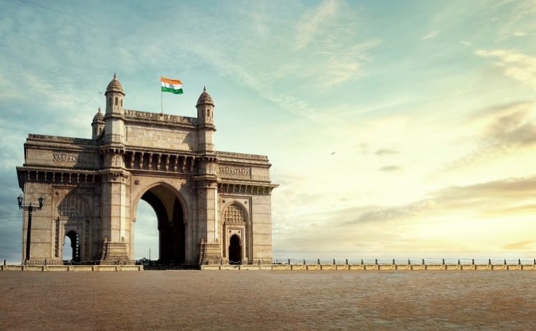 भारत के ऐतिहासिक स्थान गेट वे ऑफ इंडिया मुंबई