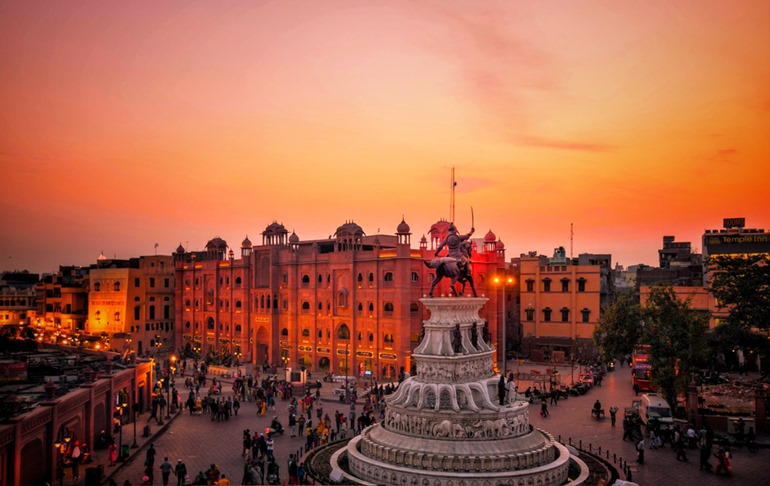 अमृतसर में घूमने वाली जगहों की जानकारी – Tourist Places To Visit In Amritsar In Hindi