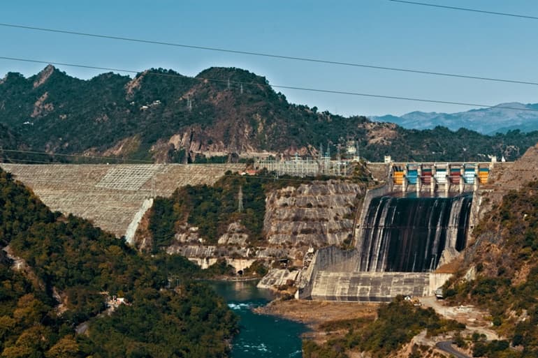 भाखड़ा नांगल बांध की जानकारी और प्रमुख पर्यटन स्थल, Bhakra Nangal Dam In Hindi