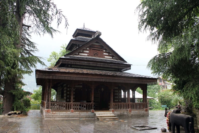 मनाली के प्रसिद्ध धार्मिक स्थल सियाली महादेव मंदिर