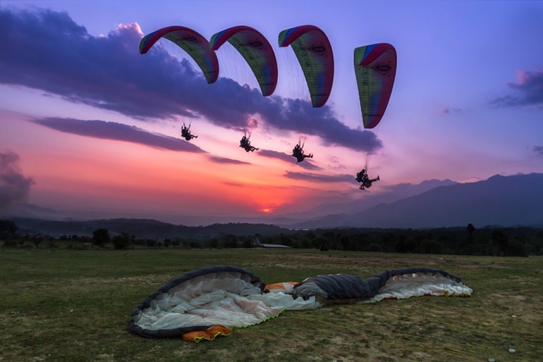 बीर बिलिंग में पैराग्लाइडिंग की जानकारी, Paragliding In Bir Billing In Hindi