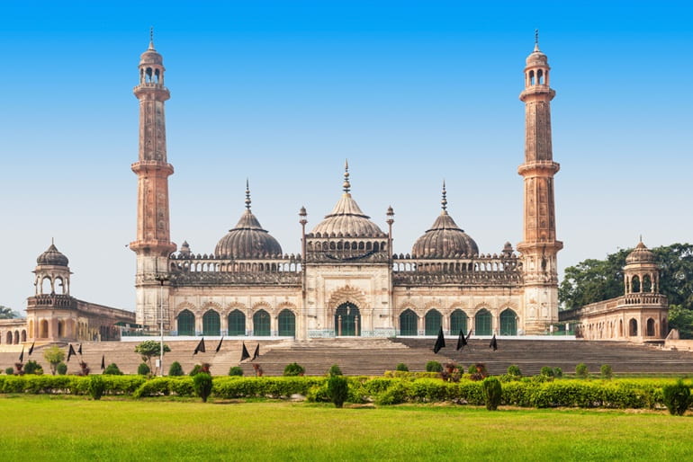 भारत की चौथी प्रमुख मस्जिद बड़ा इमामबाड़ा लखनऊ