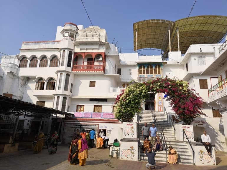 राजसमंद के धार्मिक स्थल कांकरोली मंदिर