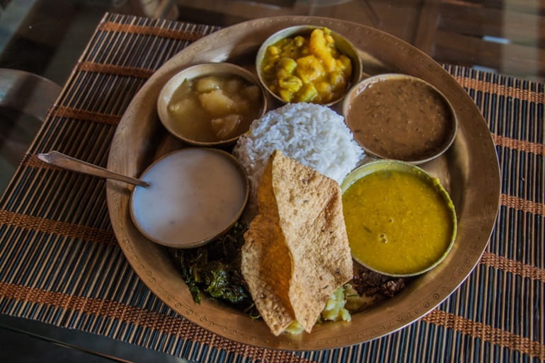 असम का खान पान और प्रसिद्ध पकवान 