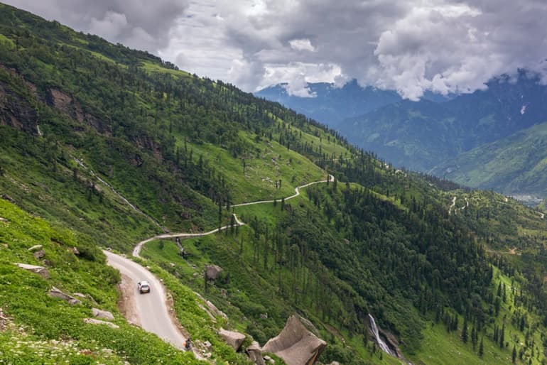 हिमाचल प्रदेश के शोजा घूमने की जानकारी और प्रमुख पर्यटन स्थल - Shoja Tourism In Hindi