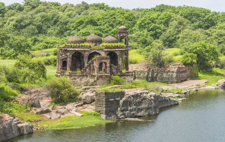 सवाई माधोपुर की ऐतिहासिक जगह रणथंभौर किला
