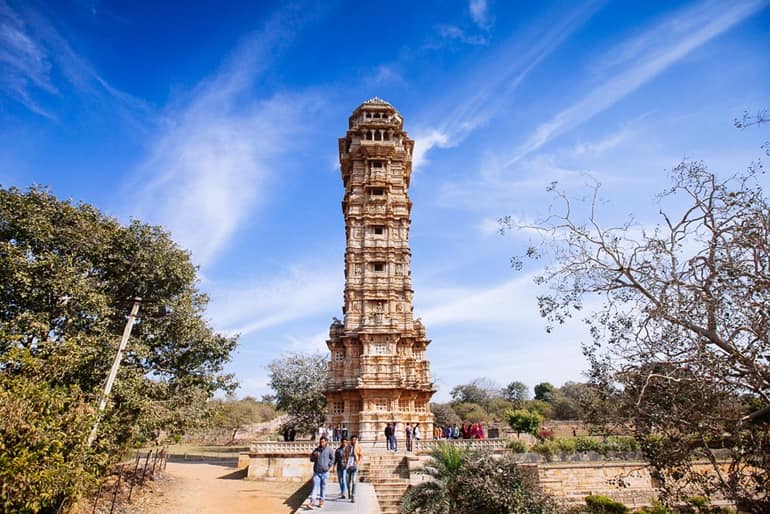 विजय स्तम्भ के बारे में पूरी जानकारी - Vijay Stambh In Hindi